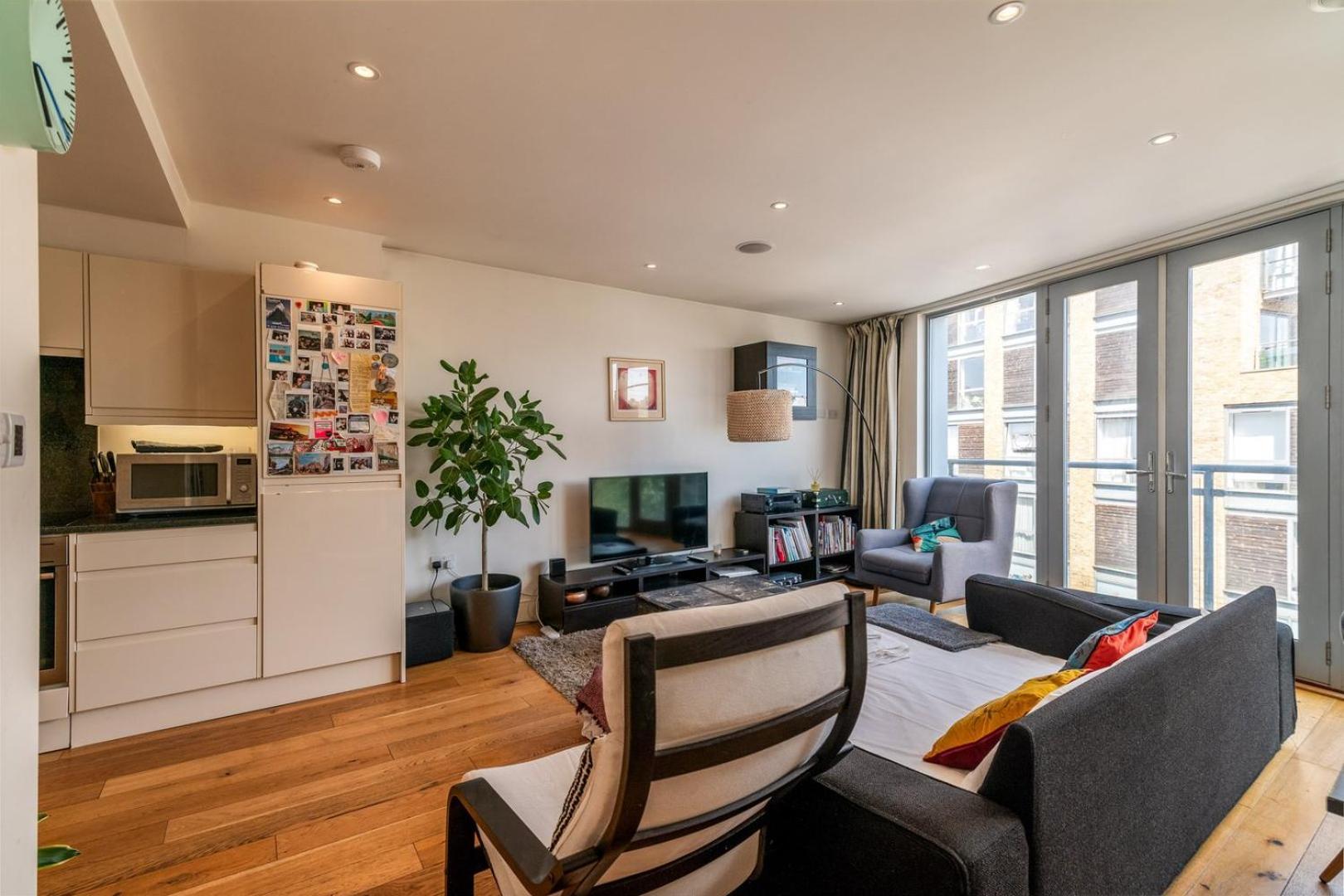Bright & Spacious Battersea Flat 伦敦 外观 照片